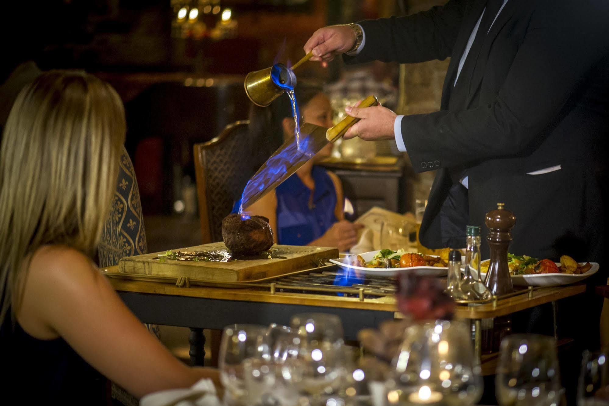 The Revere Hotel Saint Helier Bagian luar foto