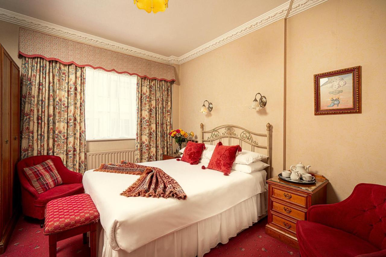 The Revere Hotel Saint Helier Bagian luar foto