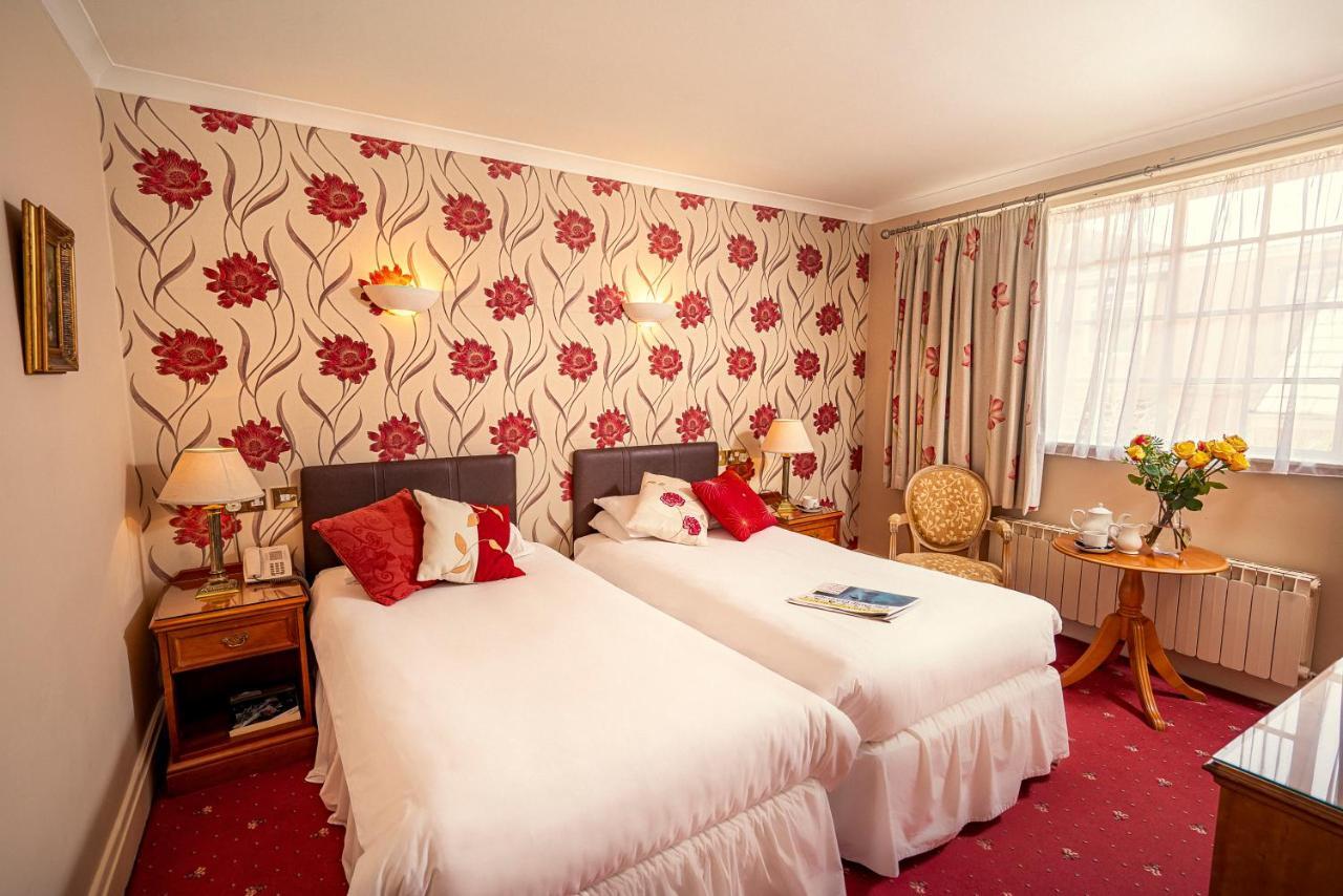 The Revere Hotel Saint Helier Bagian luar foto