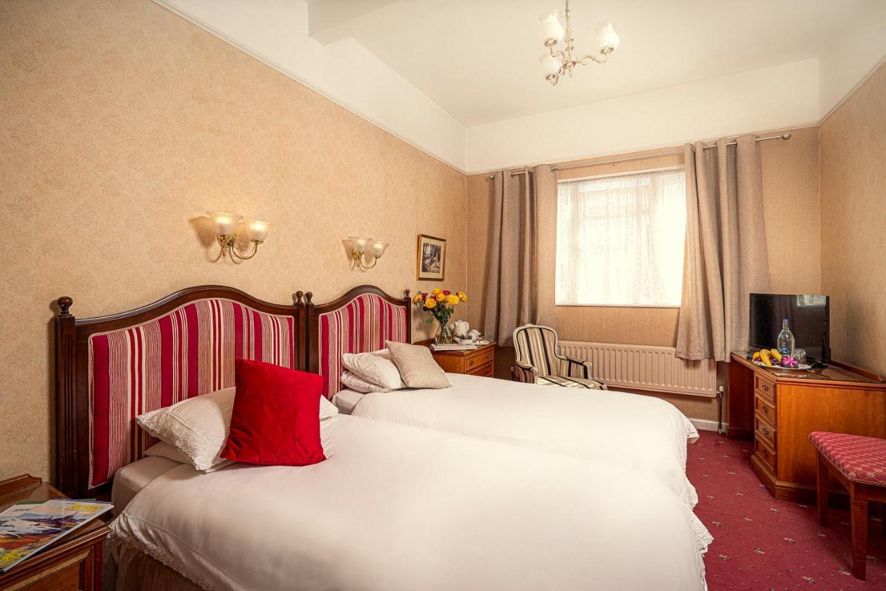 The Revere Hotel Saint Helier Bagian luar foto