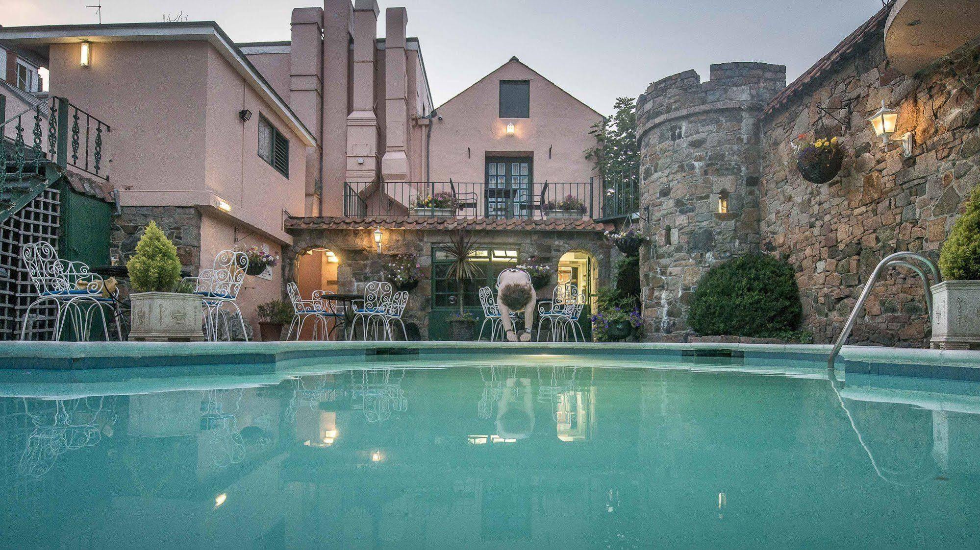 The Revere Hotel Saint Helier Bagian luar foto