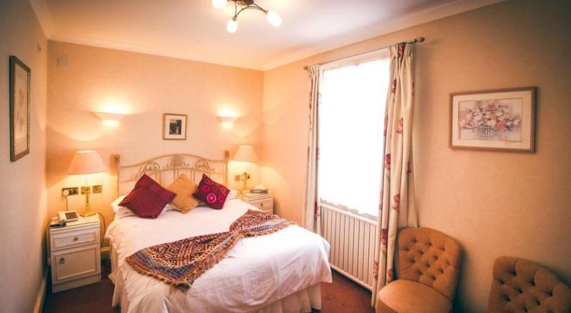 The Revere Hotel Saint Helier Bagian luar foto